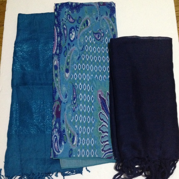 Accessories - 3 bundles of scarves.